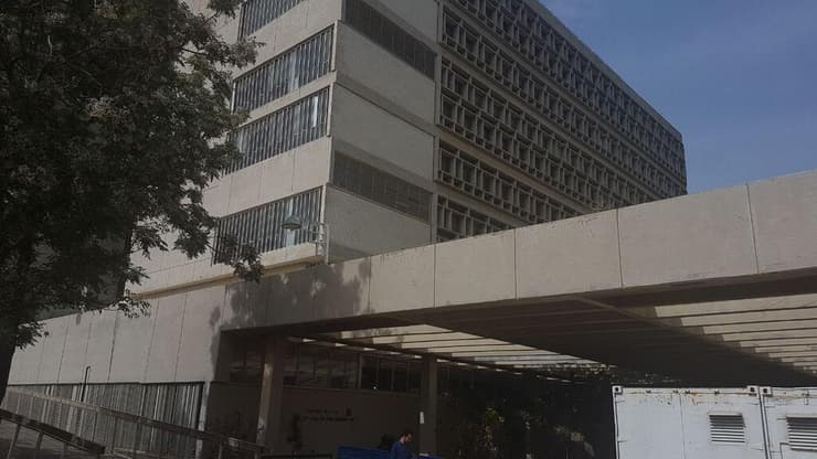 מרבית הפרטים הותרו לפרסום. בית משפט השלום בתל אביב (צילום: מוטי קמחי) בית משפט השלום תל אביב
