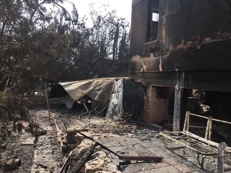 השריפה במבוא מודיעים. המשפחה עברה לצפת, ונשארה שם