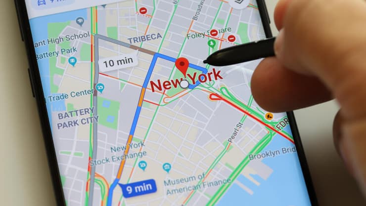 גוגל מפות. גם לשם הגיעו הרמאים (צילום: shutterstock) גוגל מפות