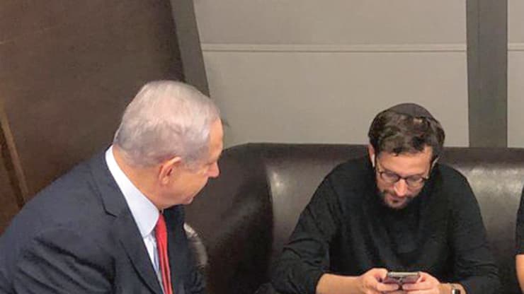טופז לוק ויונתן אוריך עם בנימין נתניהו