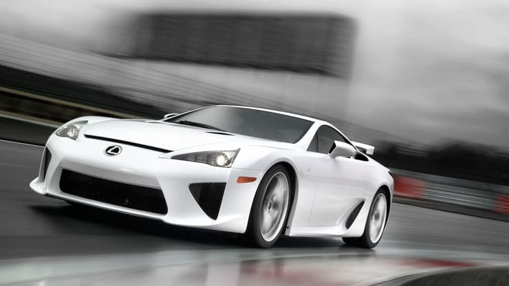 לקסוס LFA