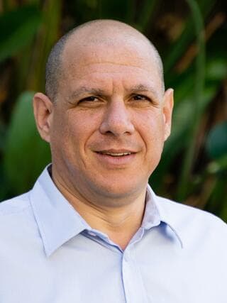 עו"ד עמית ברכה, מנכ"ל אדם טבע ודין
