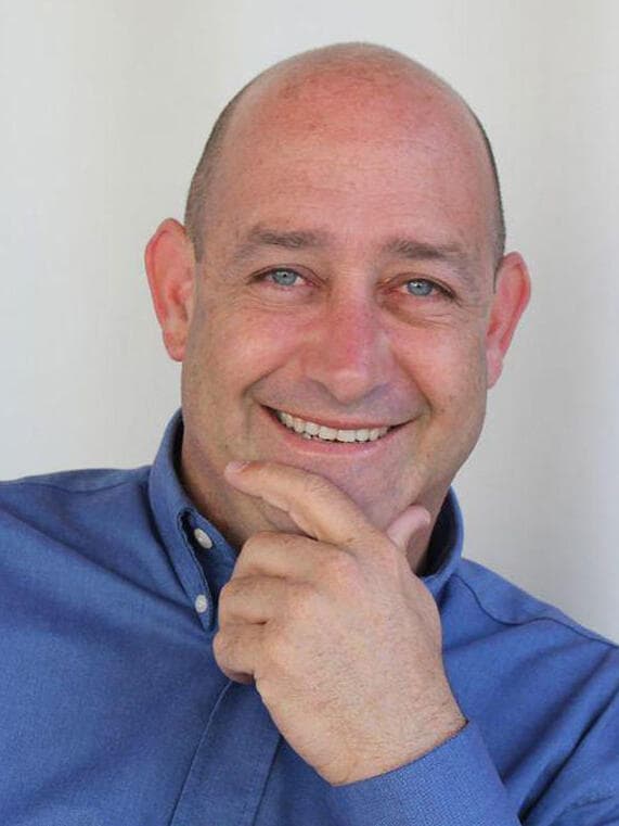 עו"ד אירם גל