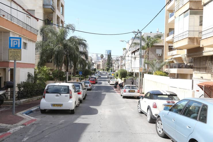 רחוב ברמת גן (צילום: תומריקו) דירה ברמת גן 4