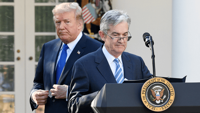 יו"ר הפד ג'רום פאוול והנשיא דונלד טראמפ (צילום: בלומברג) יו"ר הפד ג'רום פאוול והנשיא דונלד טראמפ
