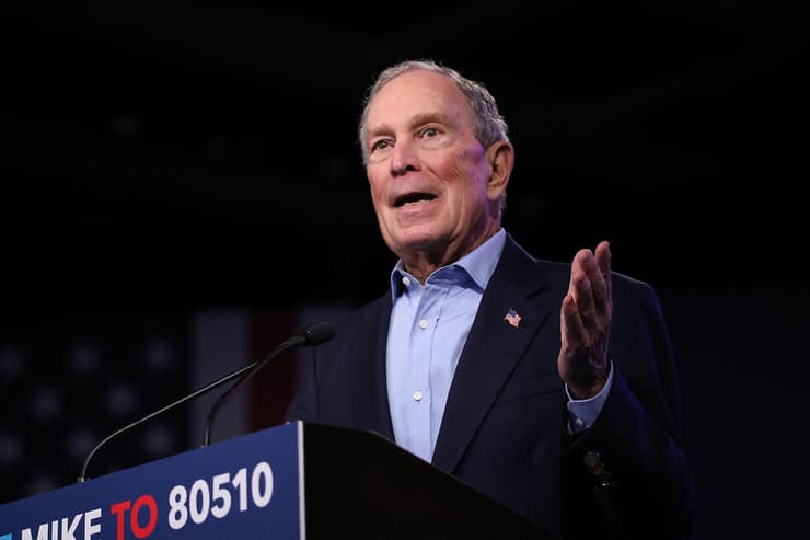 מייקל בלומברג "מנסה למנוע אסון" (צילום: AFP) מייקל בלומברג פלורידה