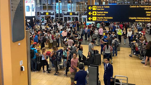 ישראלים תקועים בשדה התעופה בפרו 