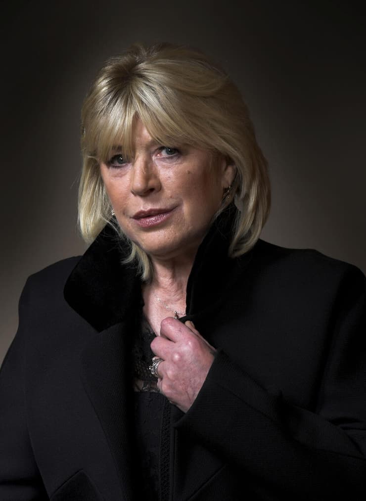 מריאן פיית'פול