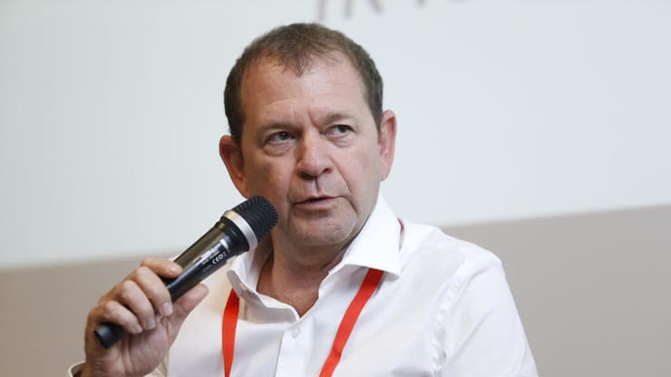 אורי סירקיס