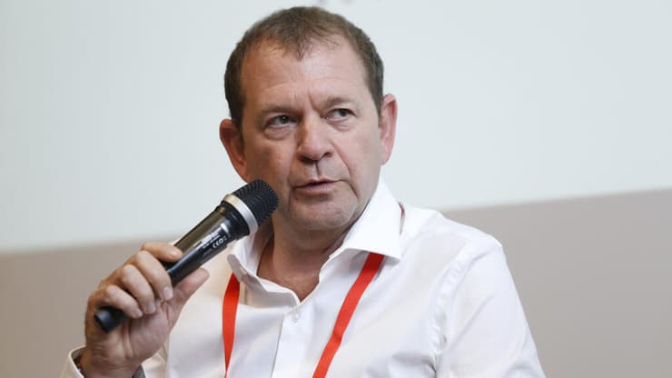 אורי סירקיס