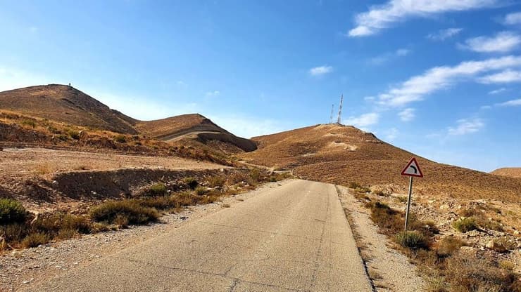 כביש 10 נפתח לתנועת מטיילים