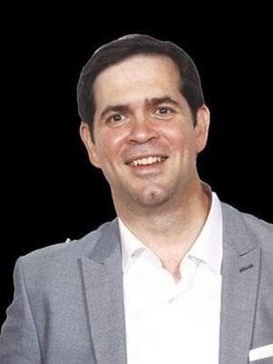 עו"ד צביקה גלזר