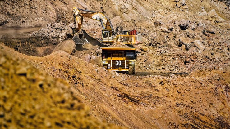 עבודות במכרה יהלומים בבוטסואנה (צילום: Shutterstock) עבודות במכרה יהלומים בבוטסואנה שנחשבת אחת מהמדינות המובילות בייצור יהלומים