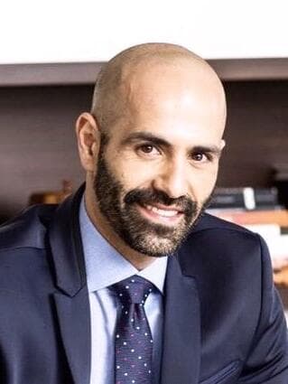 עו"ד רועי חלפון