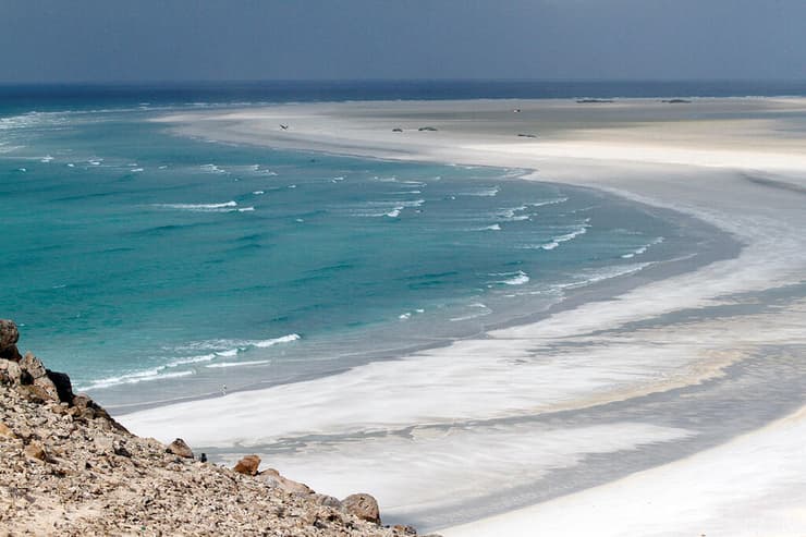 תימן סוקוטרה אי נכבש על ידי בדלנים שנלחמים גם הם נגד החות'ים