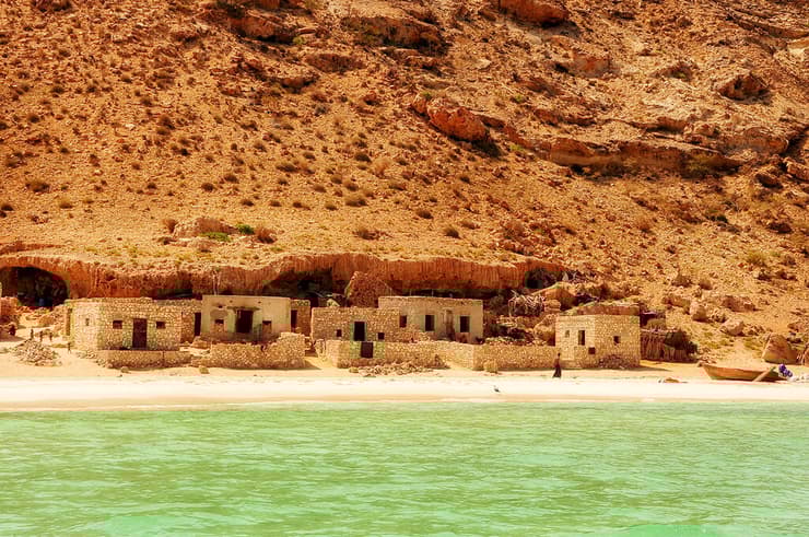 תימן סוקוטרה אי נכבש על ידי בדלנים שנלחמים גם הם נגד החות'ים