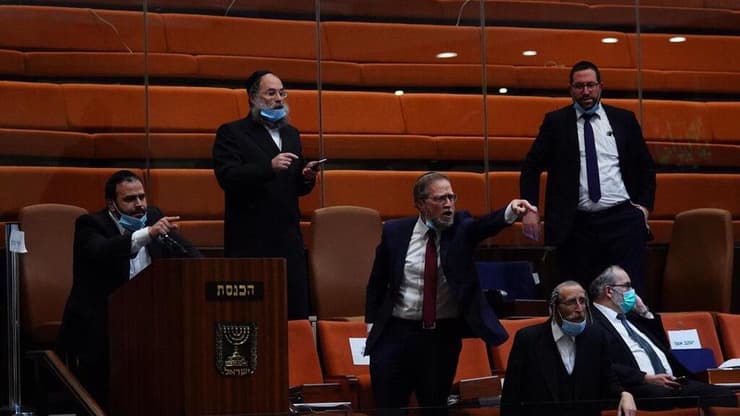 דיון מליאה הצבעה נגד חוק המרה מליאה כנסת 