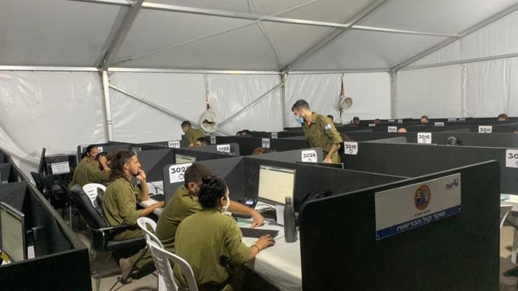 "תוך חודש וחצי יהיו 2,500 חוקרים בישראל". מוקד פיקוד העורף "תוך חודש וחצי יהיו 2,500 חוקרים בישראל". מוקד פיקוד העורף