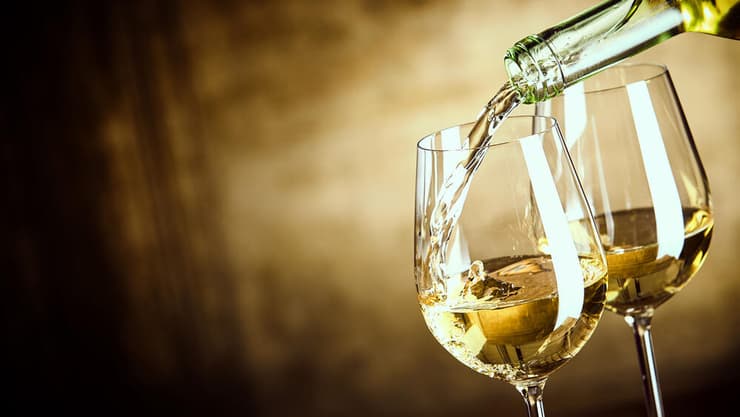 יין לבן - אילוסטרציה