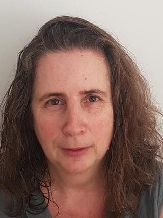 נעמי לבנקרון