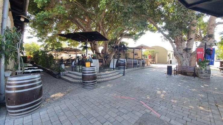 בתי הקפה במתחם התחנה סגורים