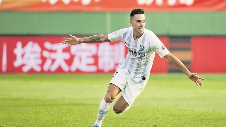 ערן זהבי במדי גואנז'ו R_altF