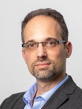 פרופ' רן בליצר