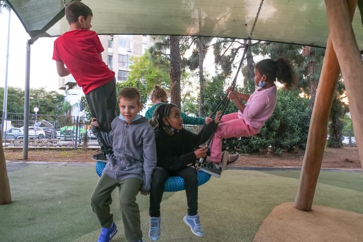 ילדי עמותת "מעגלי שמע" (צילום: עומר ארמוני) מעגלי שמע