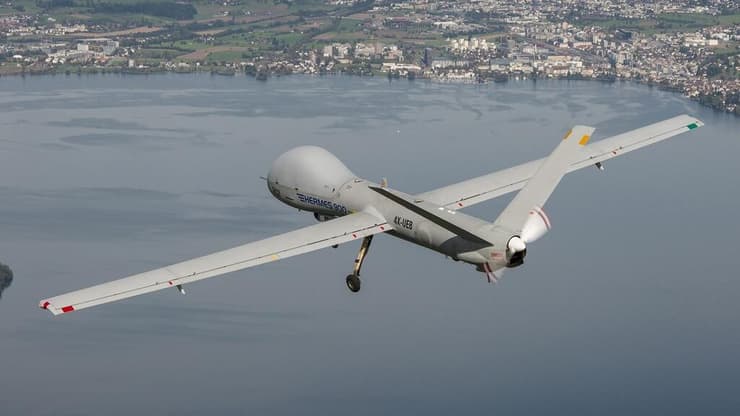 הרמס 900 בניסויים בשווייץ (צילום: Armasuisse ) מל"ט הרמס 900 סטארליינר בניסויים בשוויץ