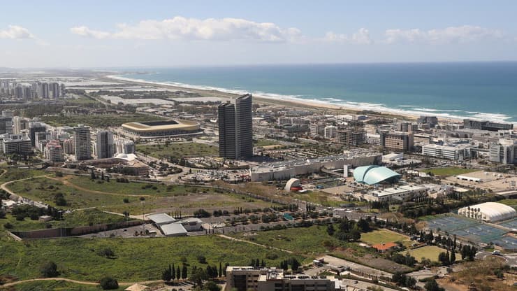 פארק התעשיה מת"ם בחיפה (צילום: אלעד גרשגורן) פארק מתמ מת"מ מת"ם מתם חיפה פארק תעשייה