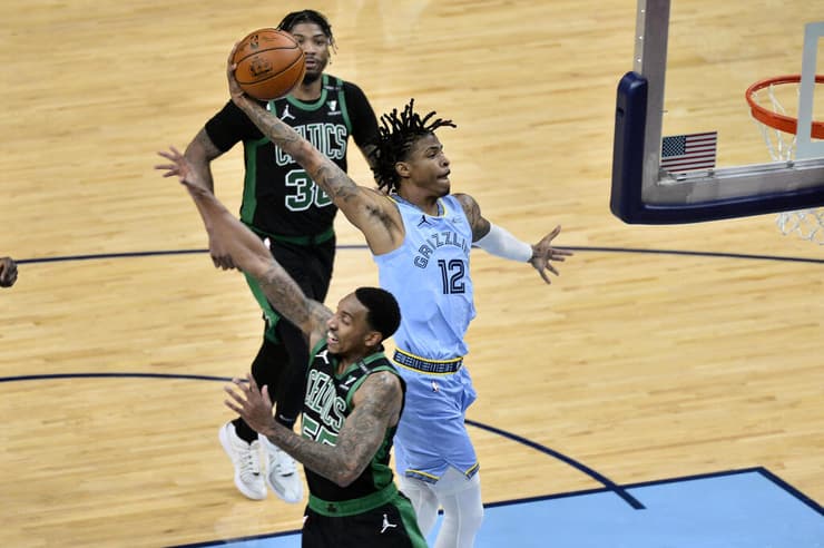 ג'ה מוראנט דואג לפוסטר