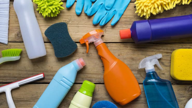 חומרי ניקוי חומרי ניקיון