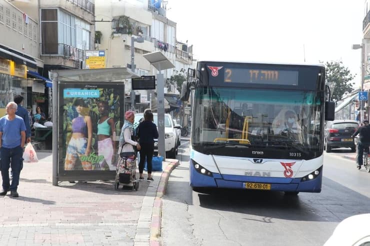 קו 2 בשוק התקווה בתל אביב
