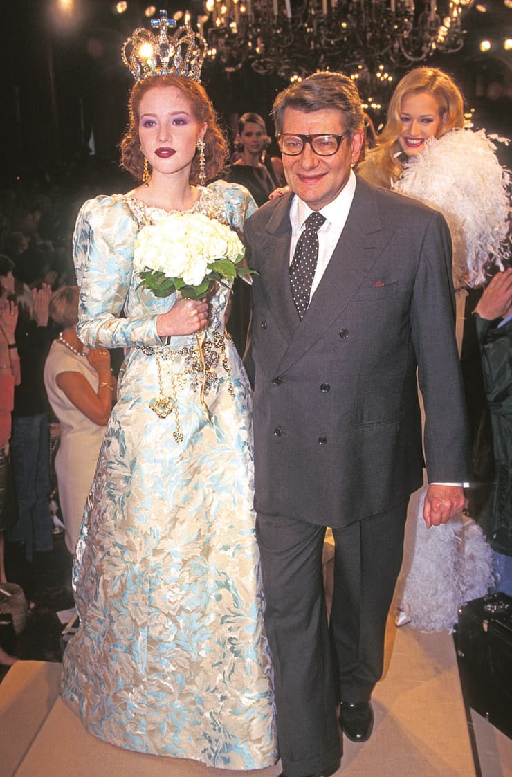 מעין קרת עם איב סאן לורן