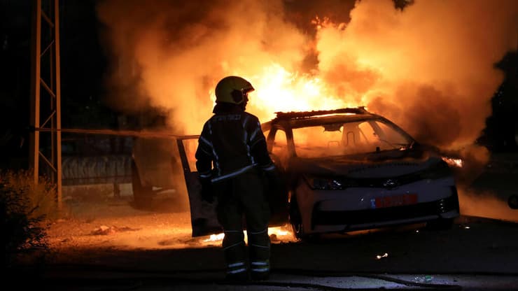 כבישים נחסמו ותשתיות נפגעו. המהומות בלוד ב"שומר החומות" (צילום: רויטרס) מהומות בלוד