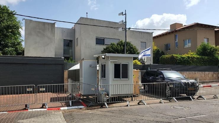 אבטחה סביב ביתו של נפתלי בנט יומיים לפני השבעתו לראשות הממשלה