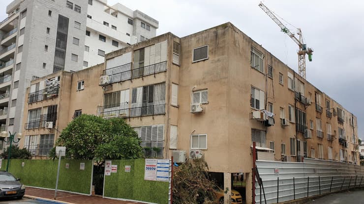 בניין לקראת התחדשות עירונית. הליכים ארוכים ומייגעים, תשואה נאה 