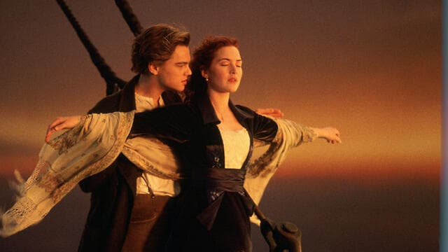 יומולדת 21 על הסט של "טיטניק"? כאוס. מתוך "טיטניק" (יחסי ציבור) יומולדת 21 על הסט של "טיטניק"? כאוס. מתוך "טיטניק"