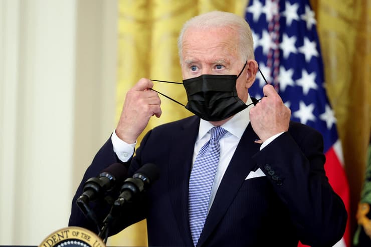 נשיא ארה"ב ג'ו ביידן מכריז בבית הלבן על הגבלות לעובדים פדרליים שלא קיבלו חיסון נגד קורונה