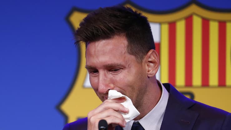 לאו מסי בוכה במבית העיתונאים