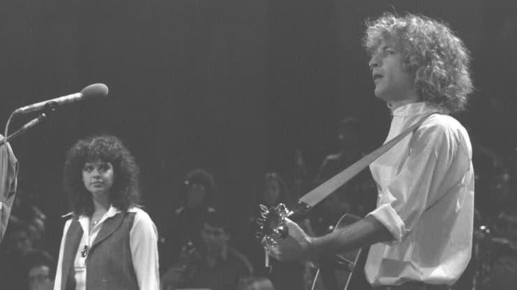 שלום חנוך, דפנה ערמוני ואריק איינשטיין בהופעה, 1979