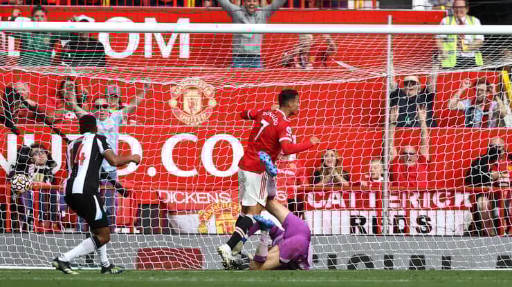 כריסטיאנו רונאלדו כובש