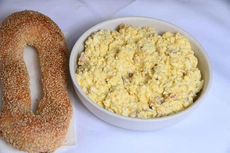 ביצים, תומר טל