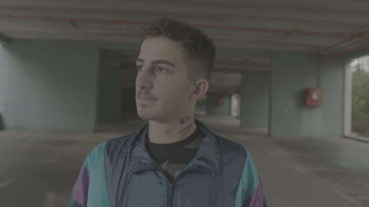 מתוך "עלומים"