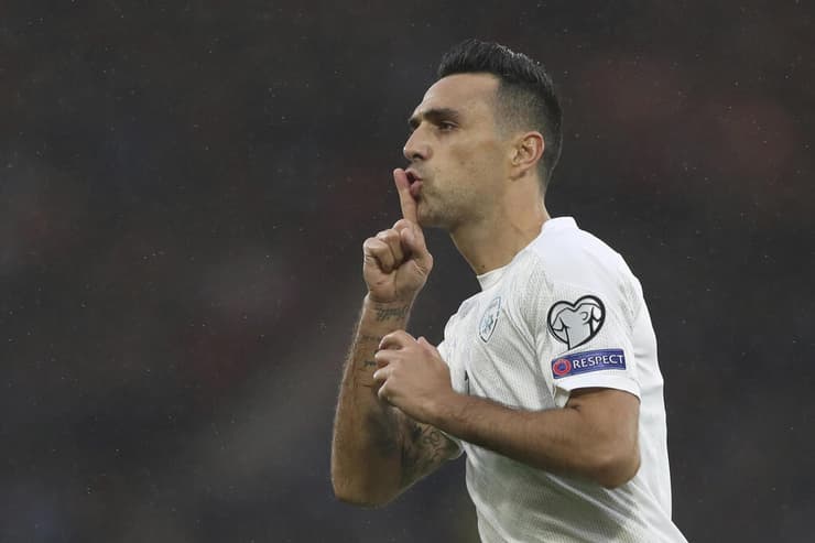 ערן זהבי חוגג ומשתיק את אוהדי סקוטלנד