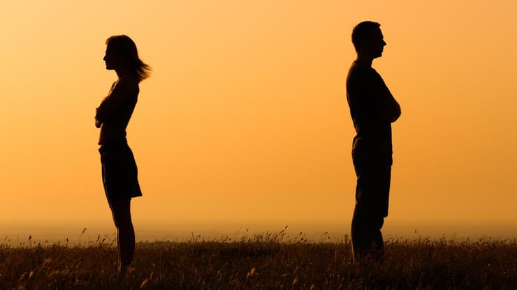 אילוסטרציה (shutterstock) גירושים גירושין פרידה ריב אילוס אילוסטרציה