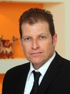 עו"ד ירון מויאל