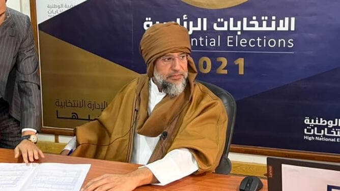 סייף אל-איסלאם קדאפי נרשם כמועמד ב בחירות לנשיאות לוב