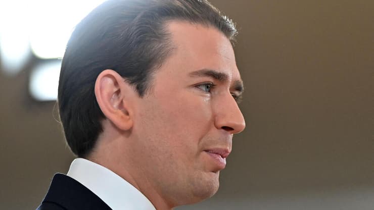 סבסטיאן קורץ לשעבר קנצלר אוסטריה מודיע על פרישה מהפוליטיקה 