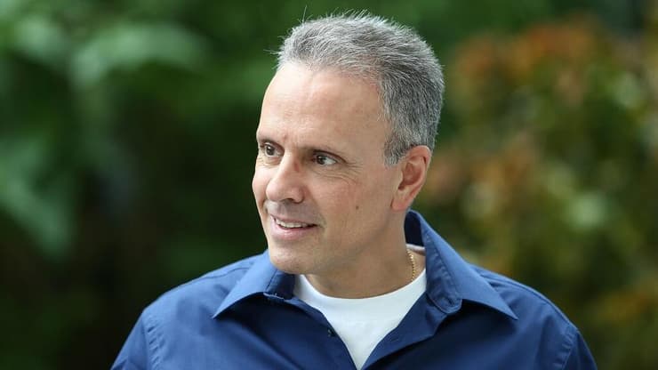 ג'וני סרוג'י